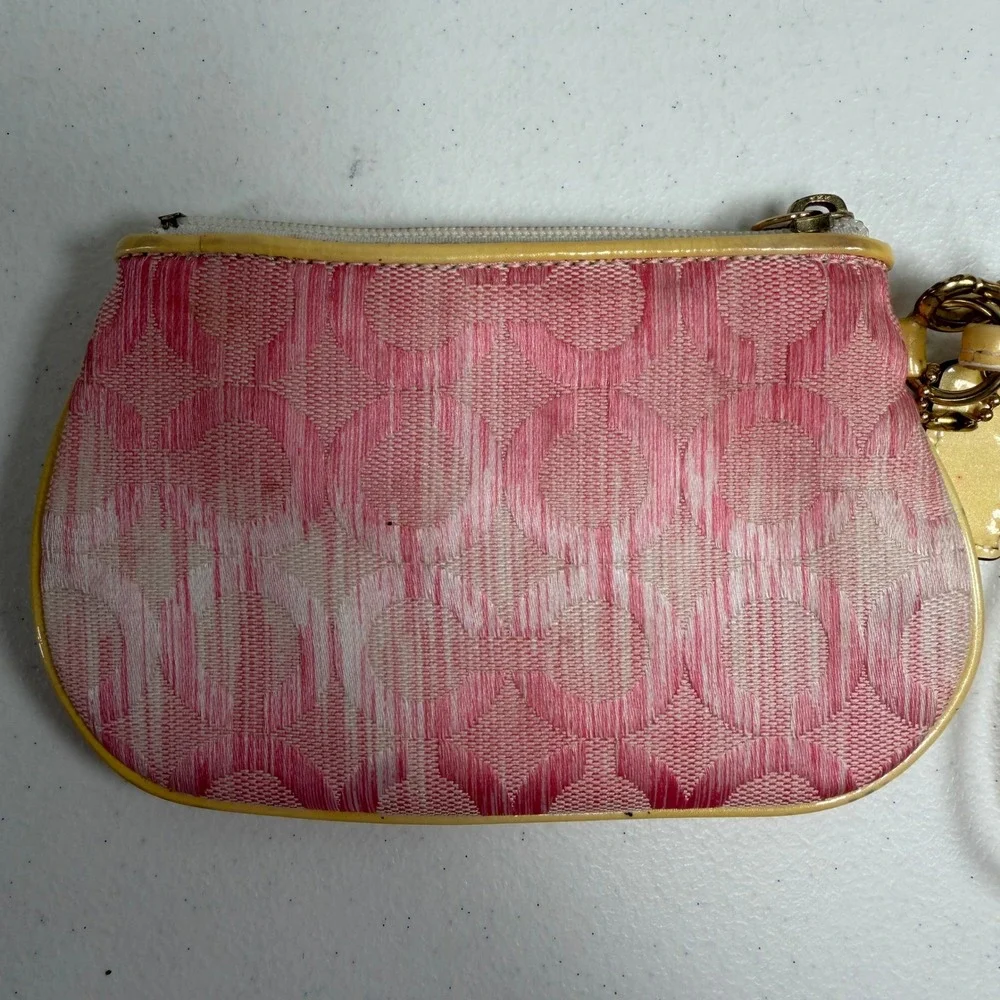 Y2K Coach Madison Op Art Pink Yellow Ombré Mini Wristlet 2009 Patent Leather